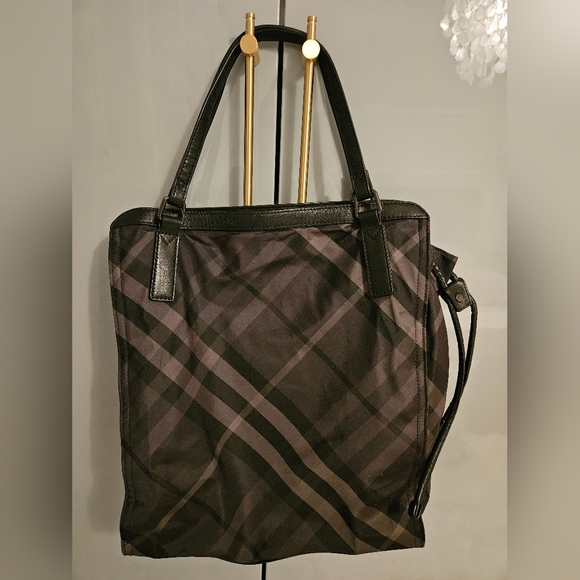 Burberry Authentic Plaid Nylon Tote Bag - Picture 5 of 5